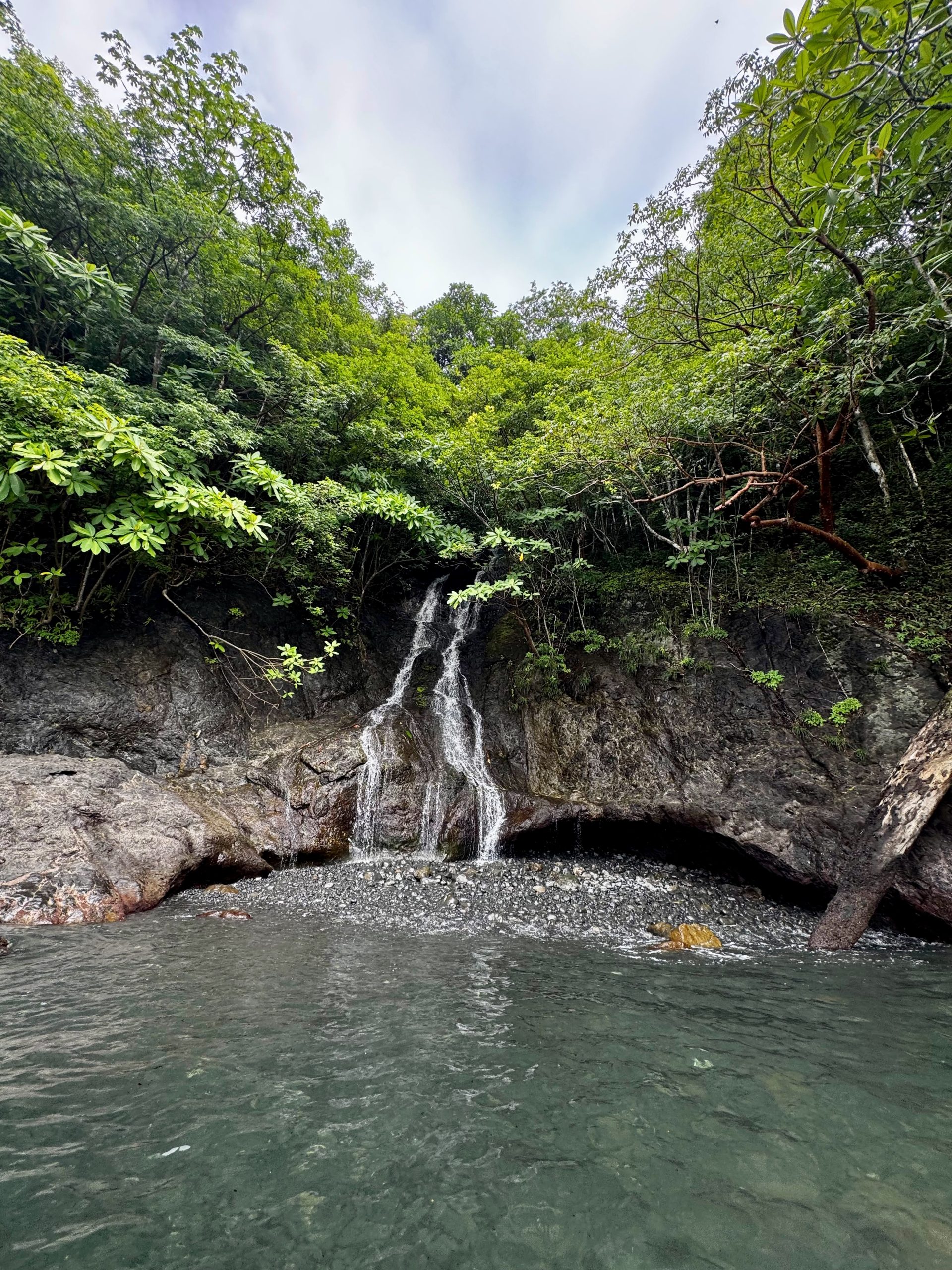 A jungle waterfall on Panamá’s Pacific coast
